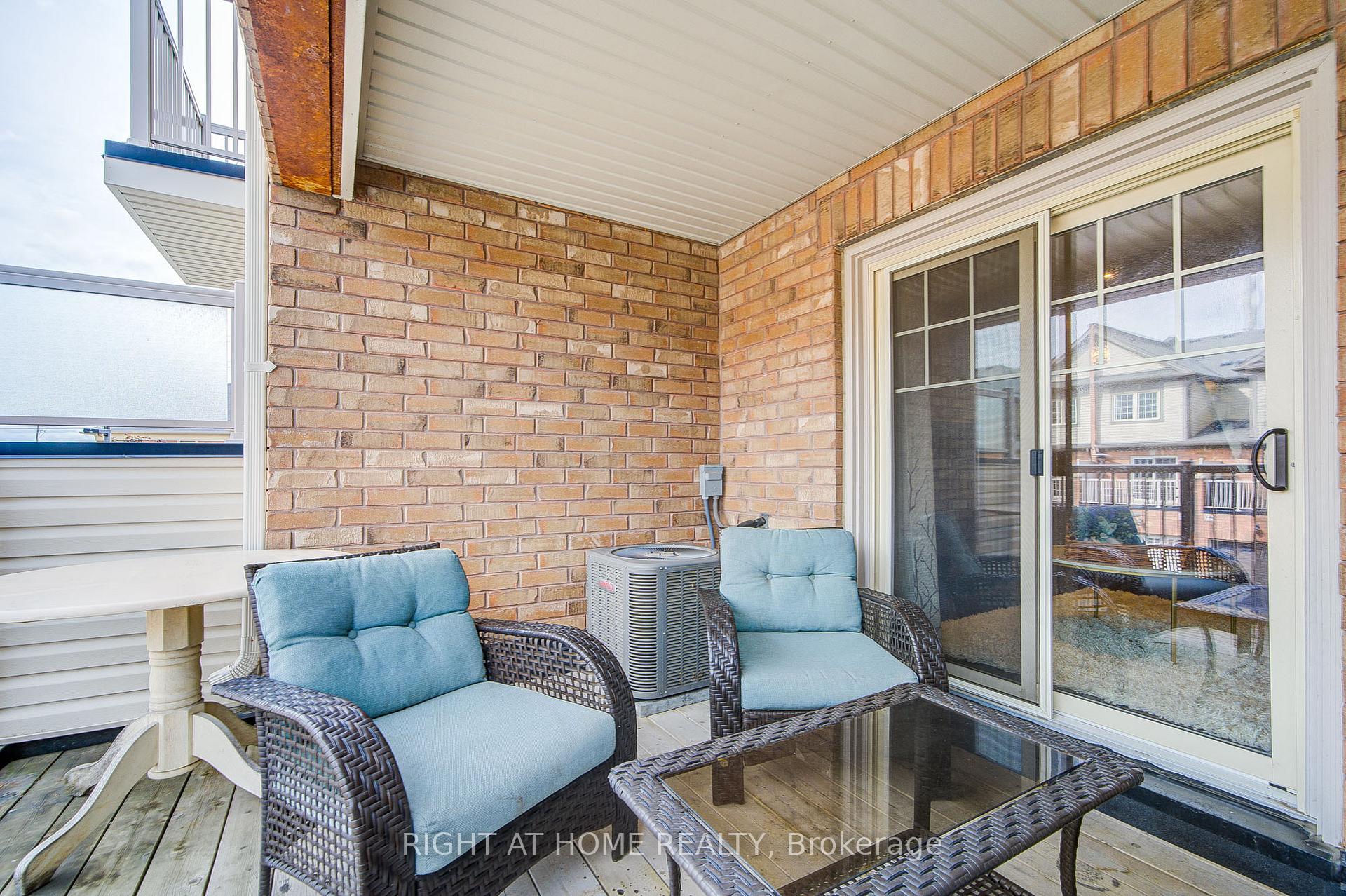 Photo 14 of 62 Truchard Avenue, Markham, Berczy — HOMEH