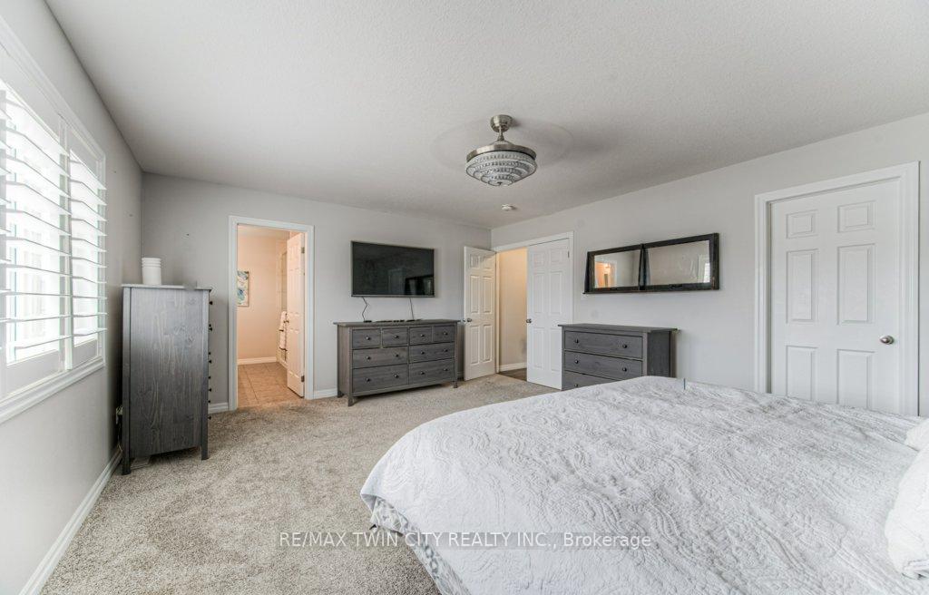 Photo 25 of 172 Rockcliffe Drive, Kitchener — HOMEH