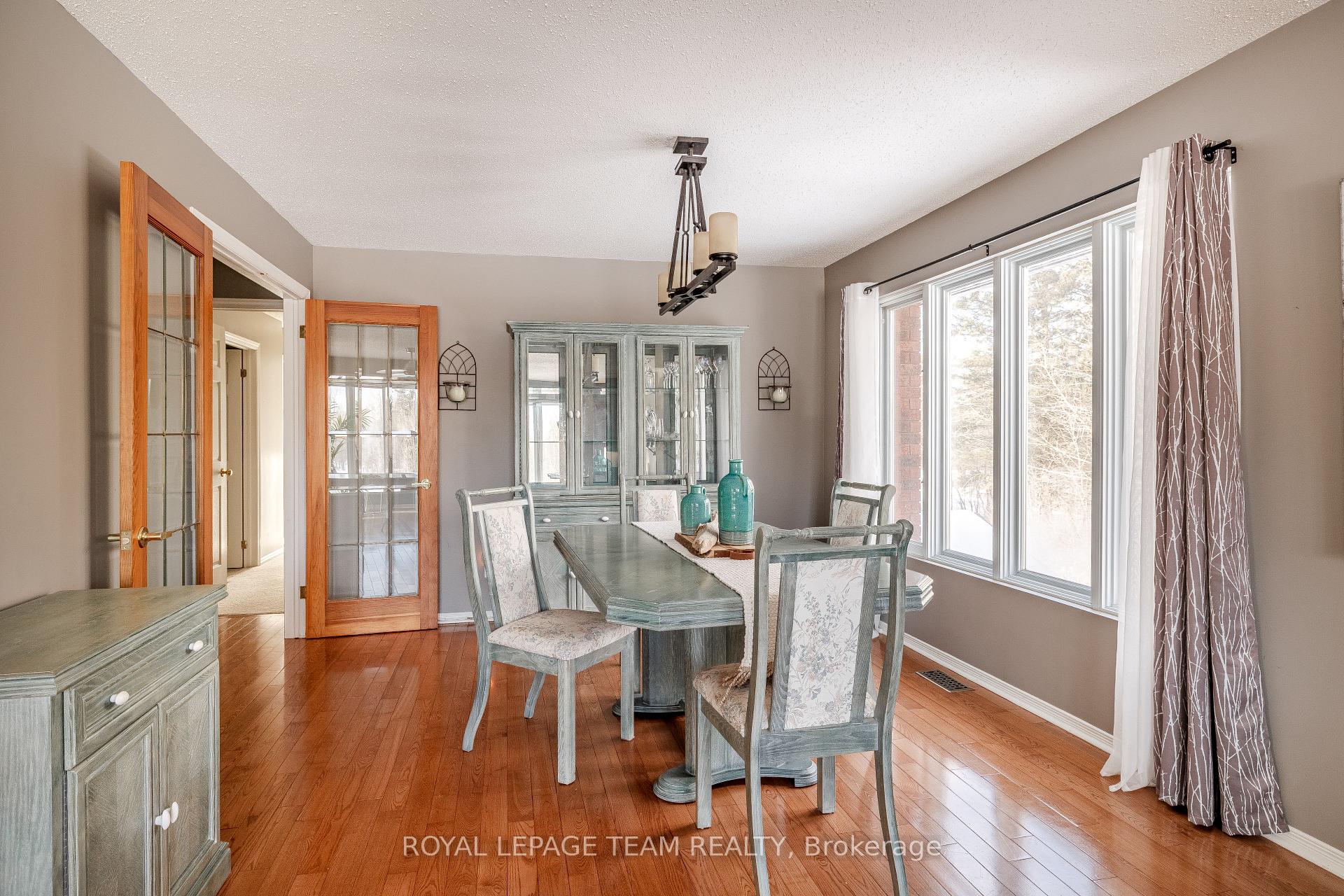 Photo 15 of 56 Constance Lake Road, Ottawa, Kanata - Kanata (North East) — HOMEH