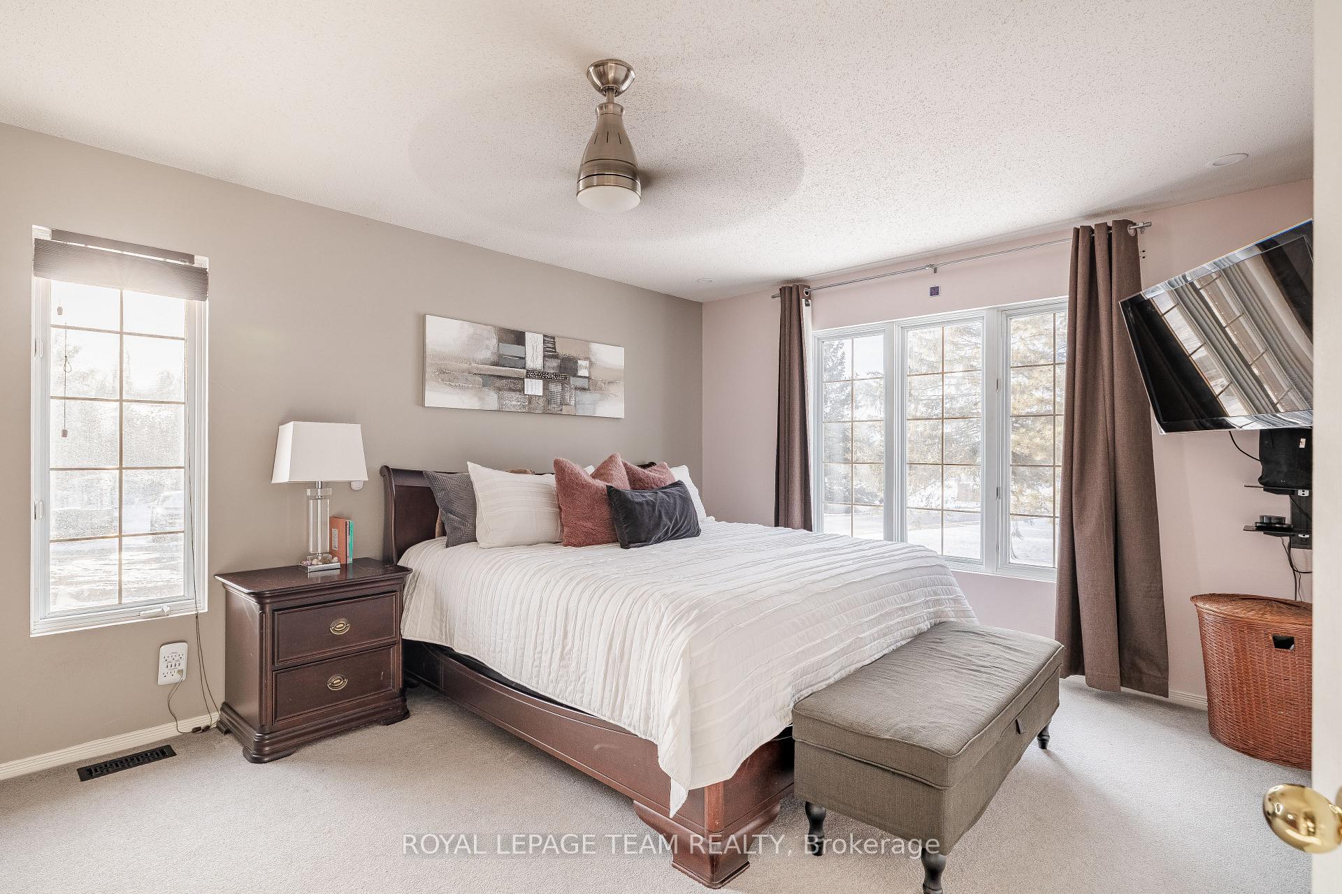 Photo 18 of 56 Constance Lake Road, Ottawa, Kanata - Kanata (North East) — HOMEH