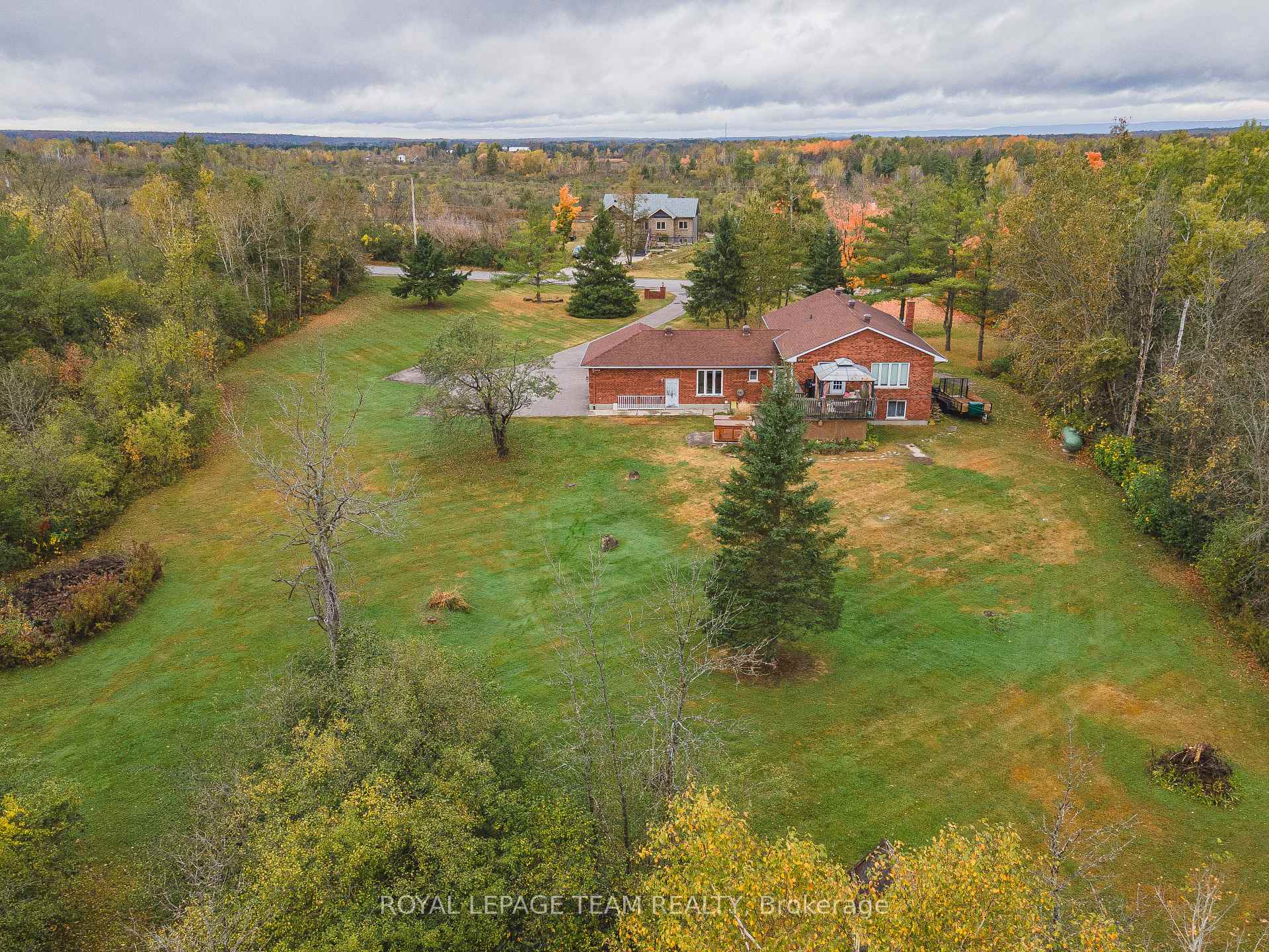 Photo 40 of 56 Constance Lake Road, Ottawa, Kanata - Kanata (North East) — HOMEH
