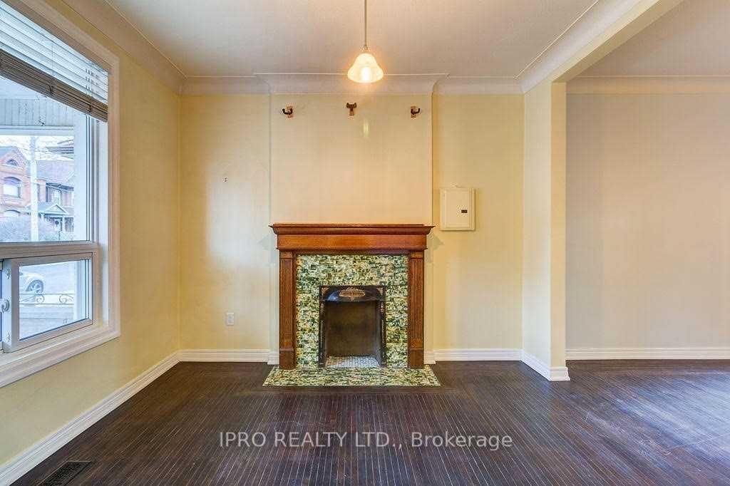 Photo 7 of Unit Main, 219 Wentworth Street, Hamilton, Landsdale — HOMEH