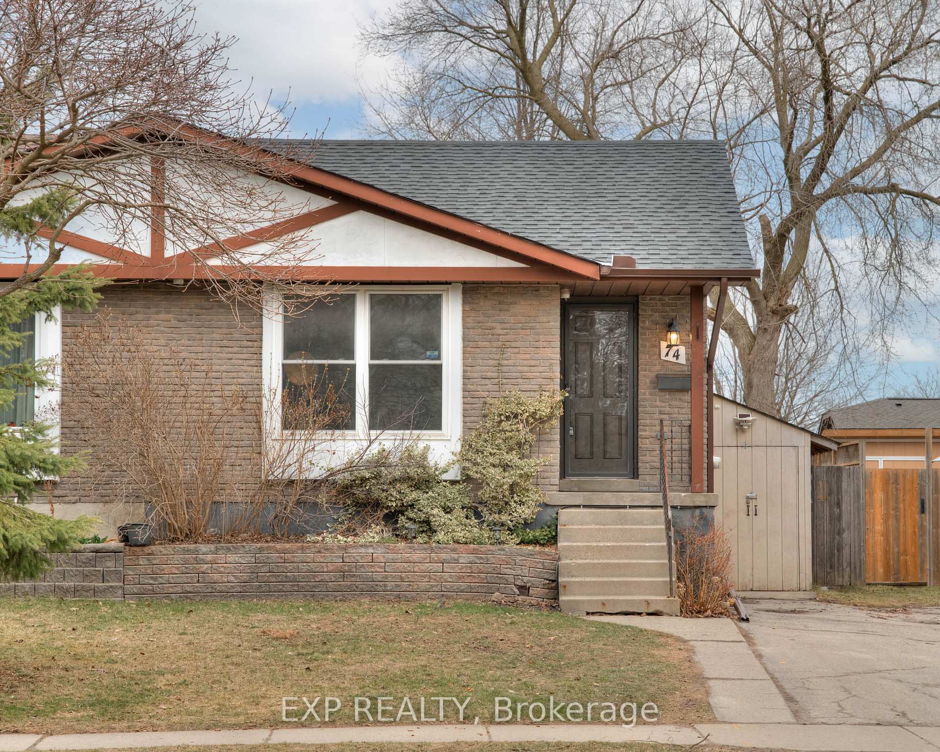 Photo 3 of 74 Halifax Drive, Kitchener — HOMEH