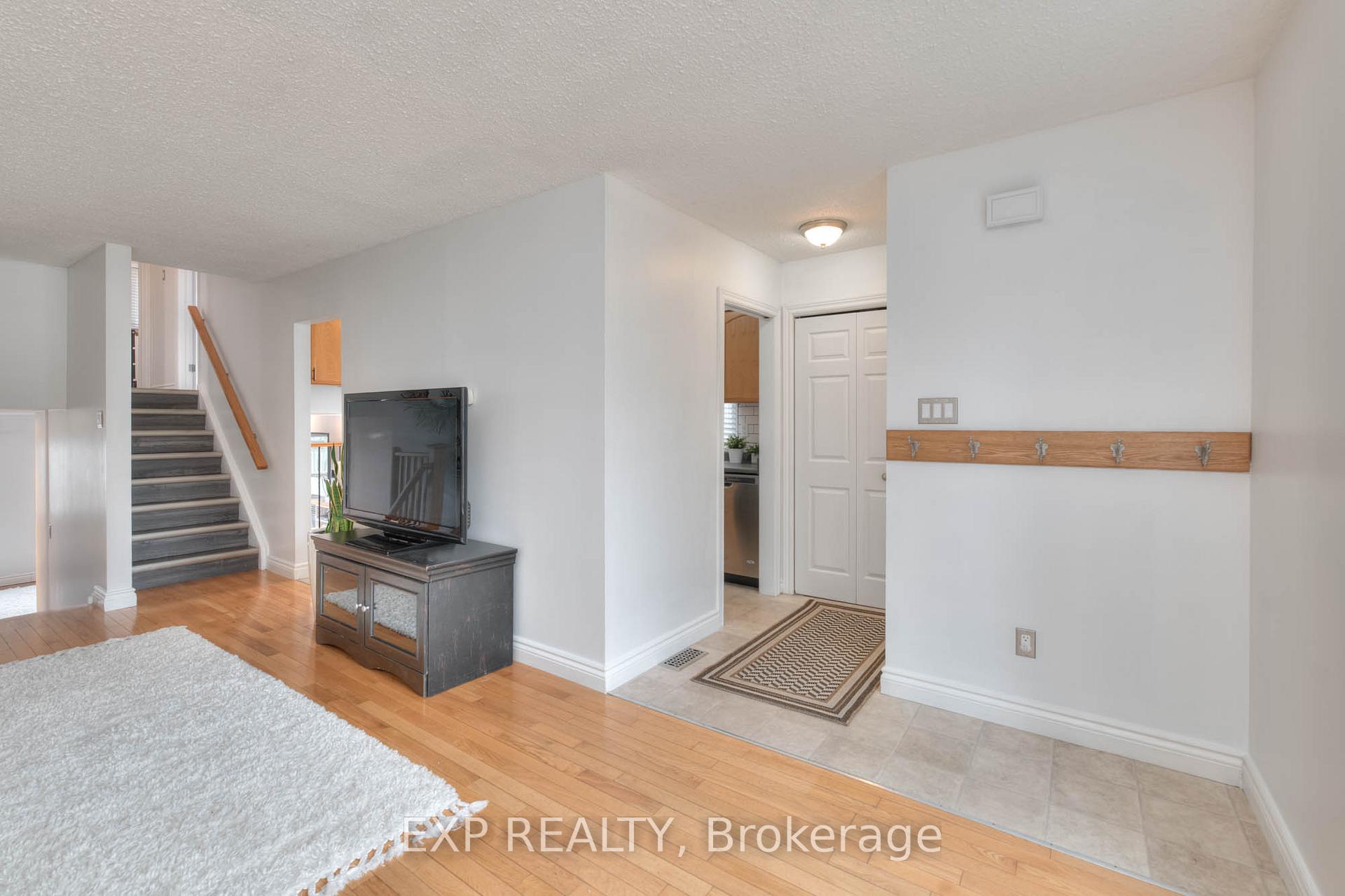 Photo 6 of 74 Halifax Drive, Kitchener — HOMEH