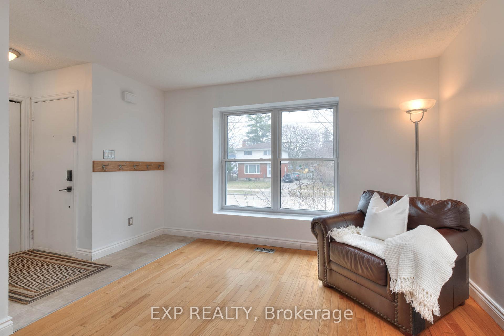 Photo 7 of 74 Halifax Drive, Kitchener — HOMEH
