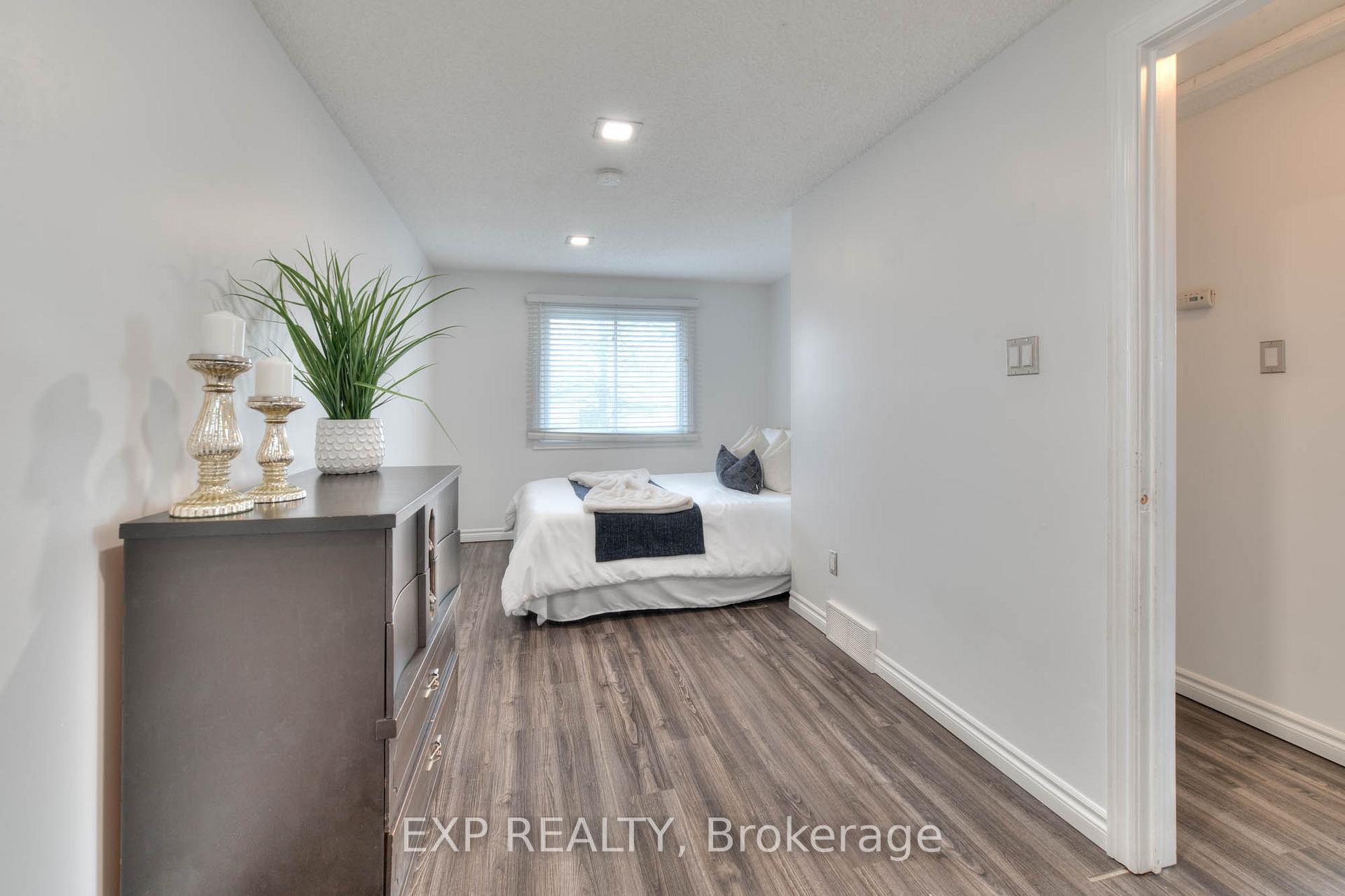Photo 20 of 74 Halifax Drive, Kitchener — HOMEH