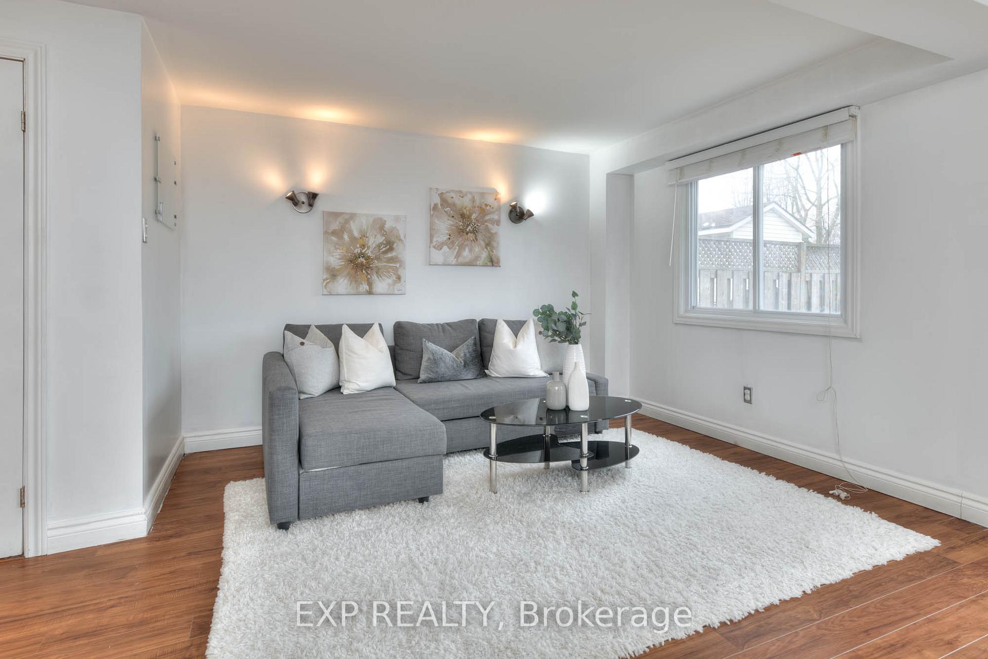 Photo 29 of 74 Halifax Drive, Kitchener — HOMEH