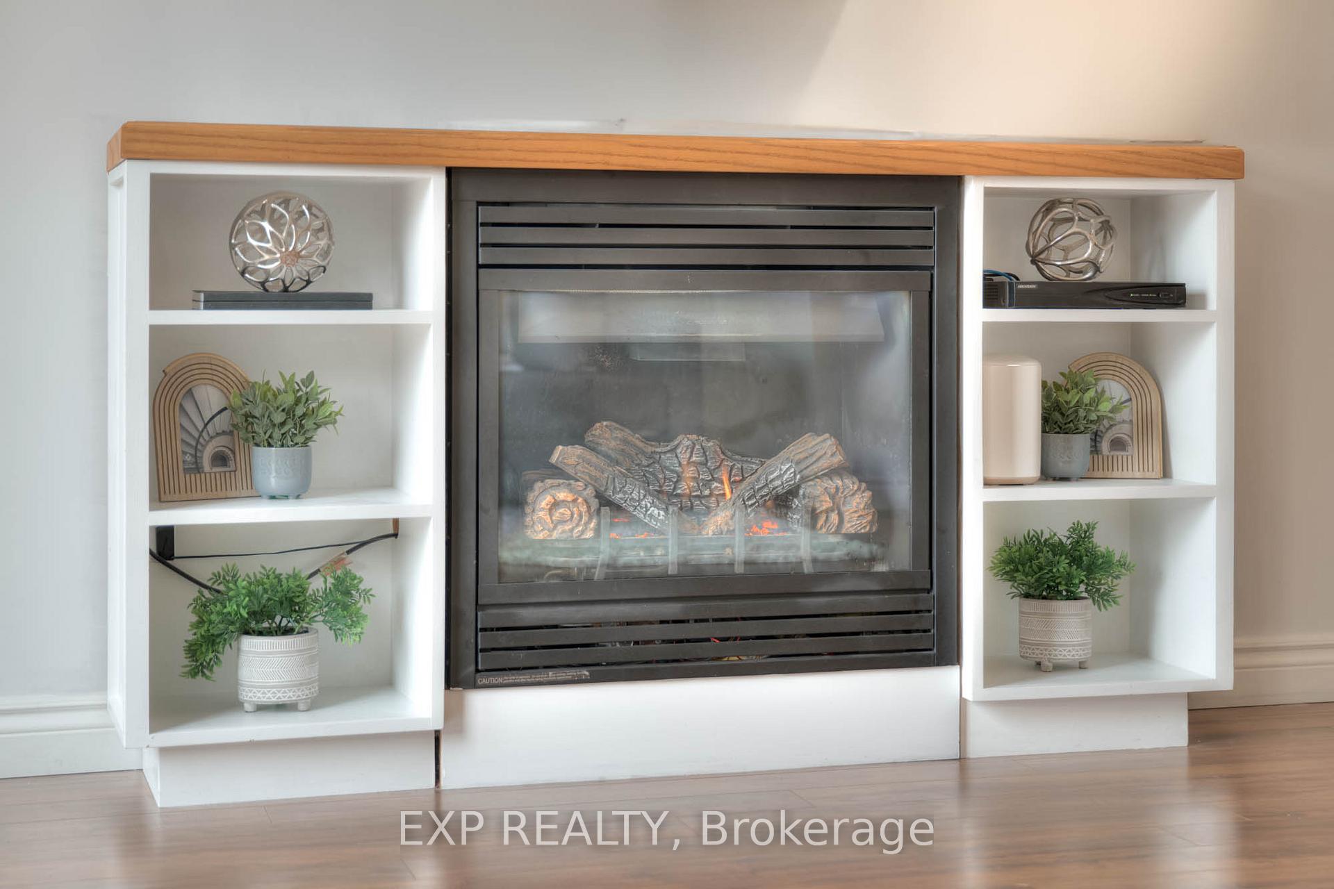 Photo 33 of 74 Halifax Drive, Kitchener — HOMEH