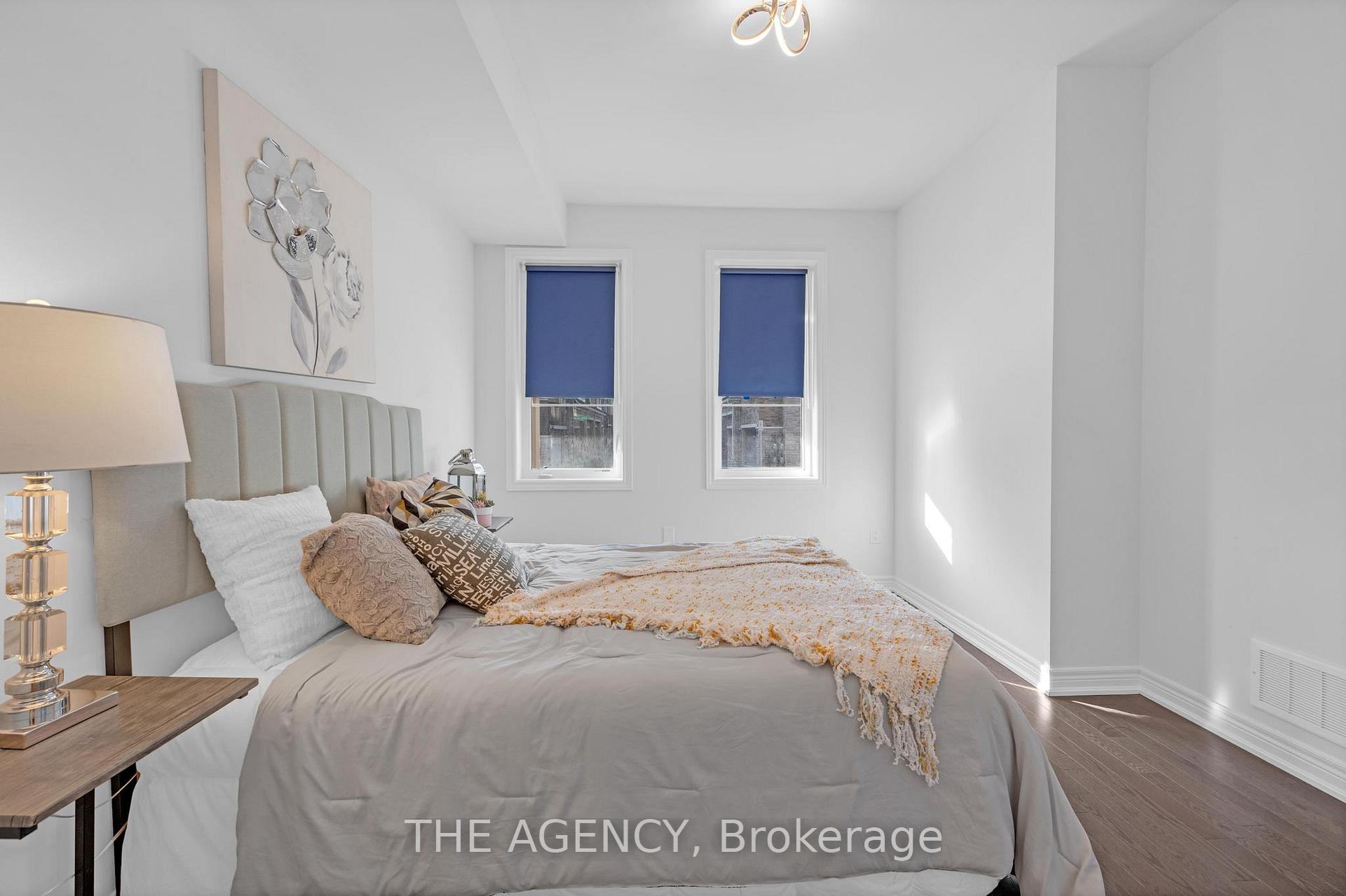 Photo 8 of 33 Bruce Boyd Drive, Markham, Cornell — HOMEH