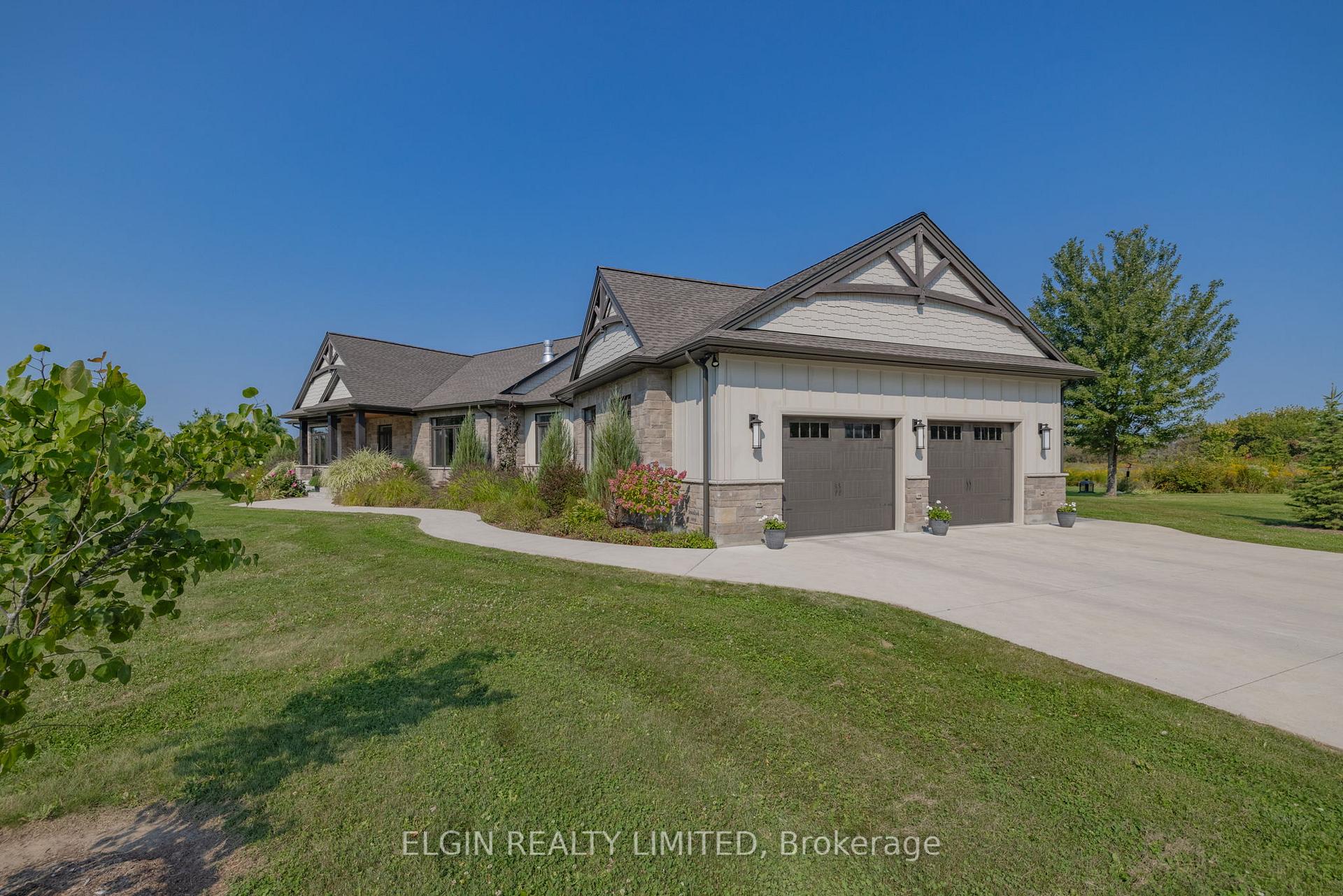 Photo 4 of 3716 Brigham Road, Middlesex Centre, Rural Middlesex Centre — HOMEH