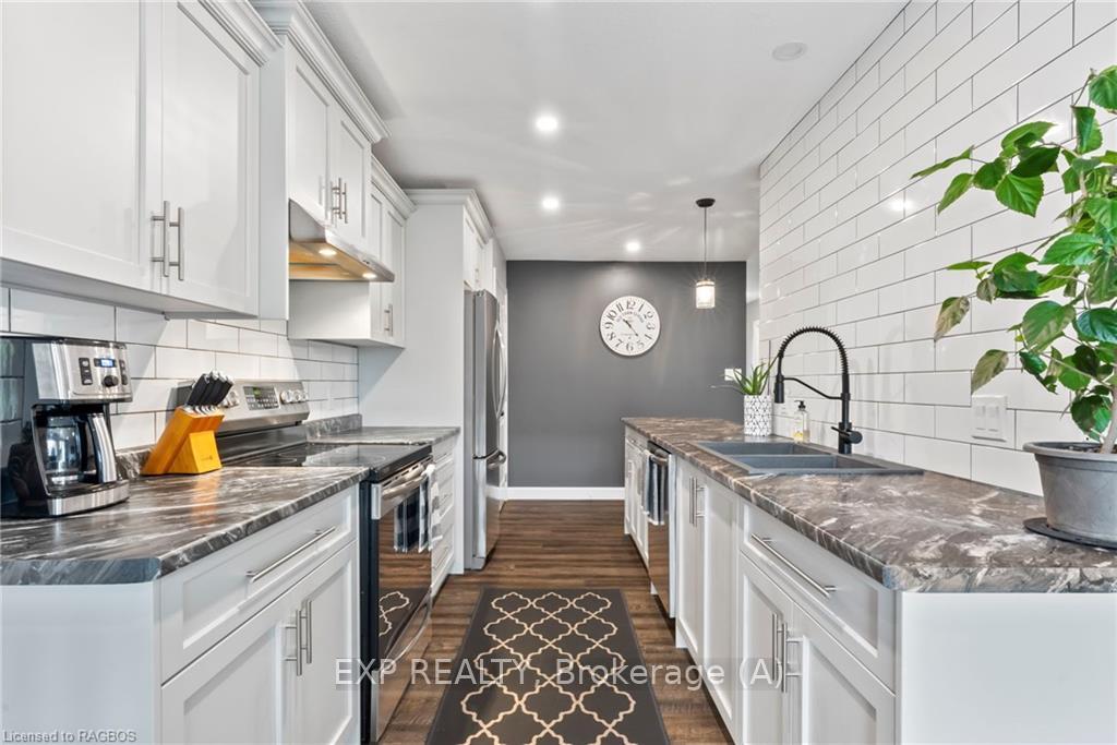 Photo 1 of 548 Derby Street, Minto — HOMEH