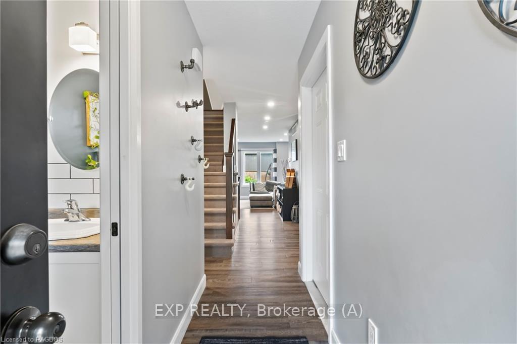 Photo 2 of 548 Derby Street, Minto — HOMEH