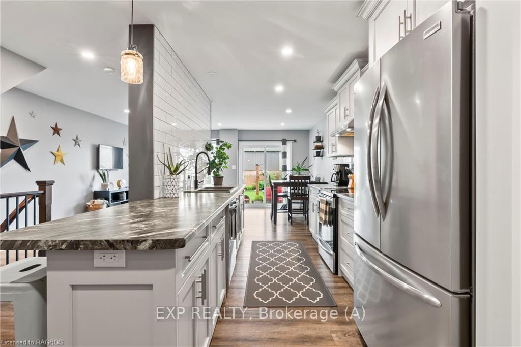 Photo 9 of 548 Derby Street, Minto — HOMEH