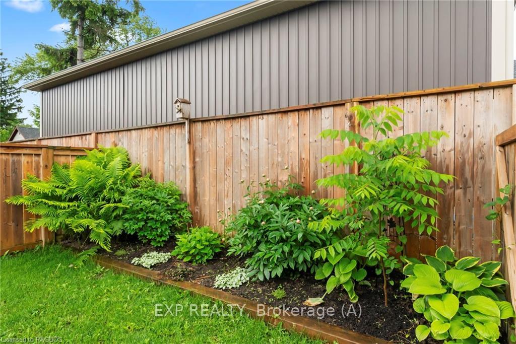 Photo 17 of 548 Derby Street, Minto — HOMEH