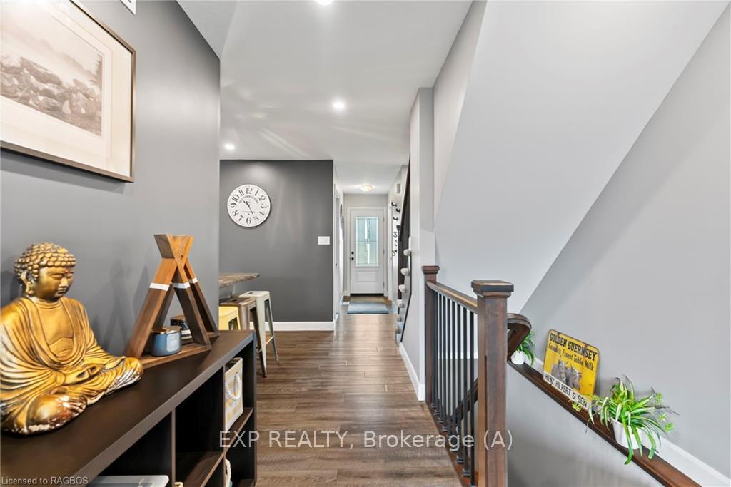 Photo 23 of 548 Derby Street, Minto — HOMEH
