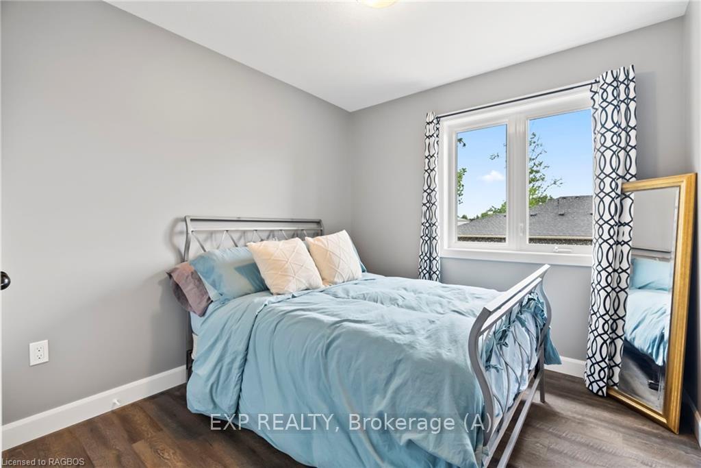 Photo 31 of 548 Derby Street, Minto — HOMEH