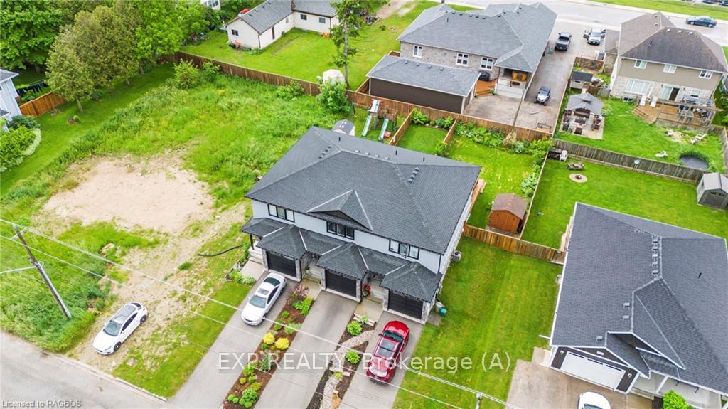 Photo 41 of 548 Derby Street, Minto — HOMEH