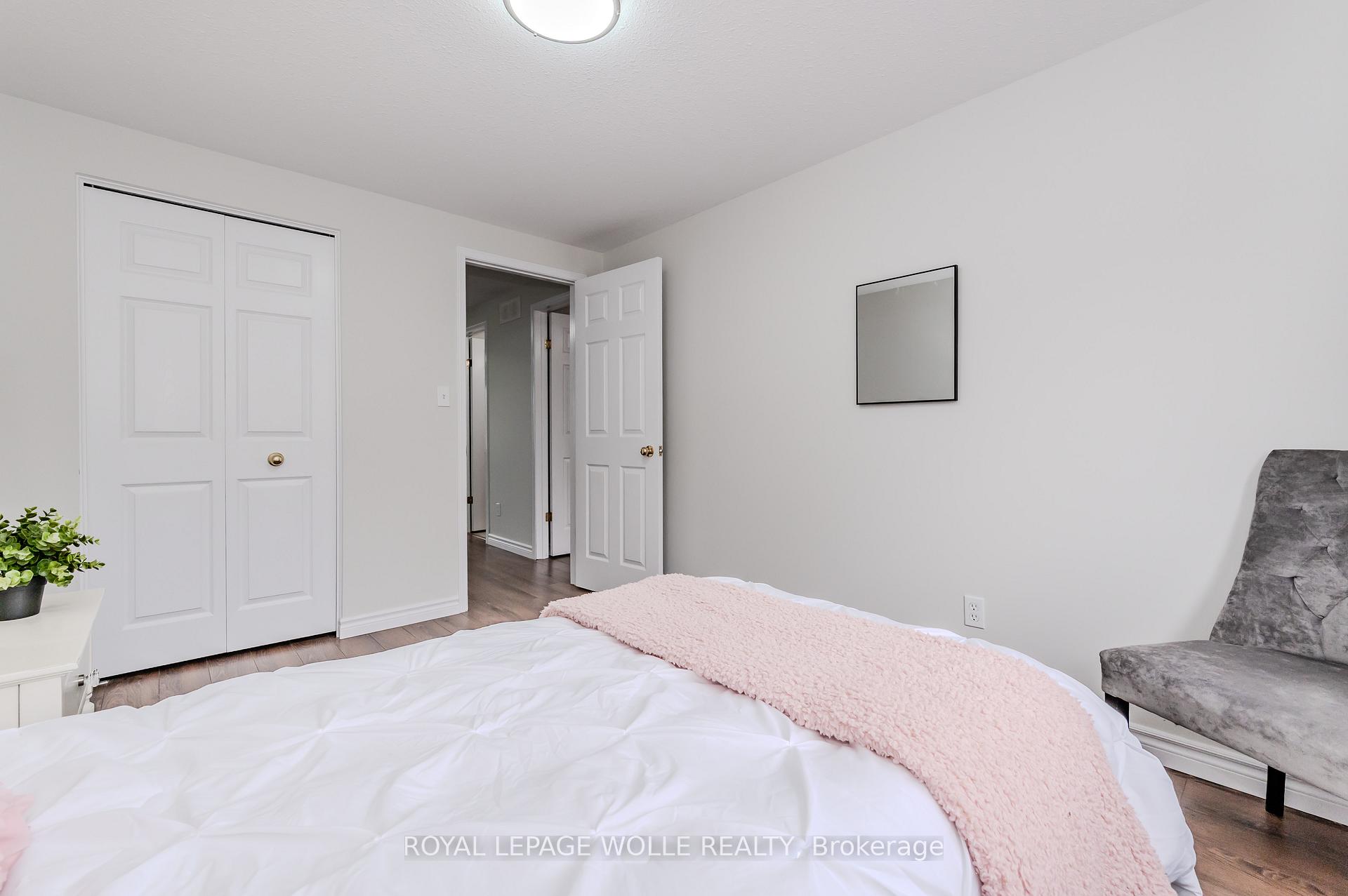Photo 17 of 49 Prosperity Drive, Kitchener — HOMEH