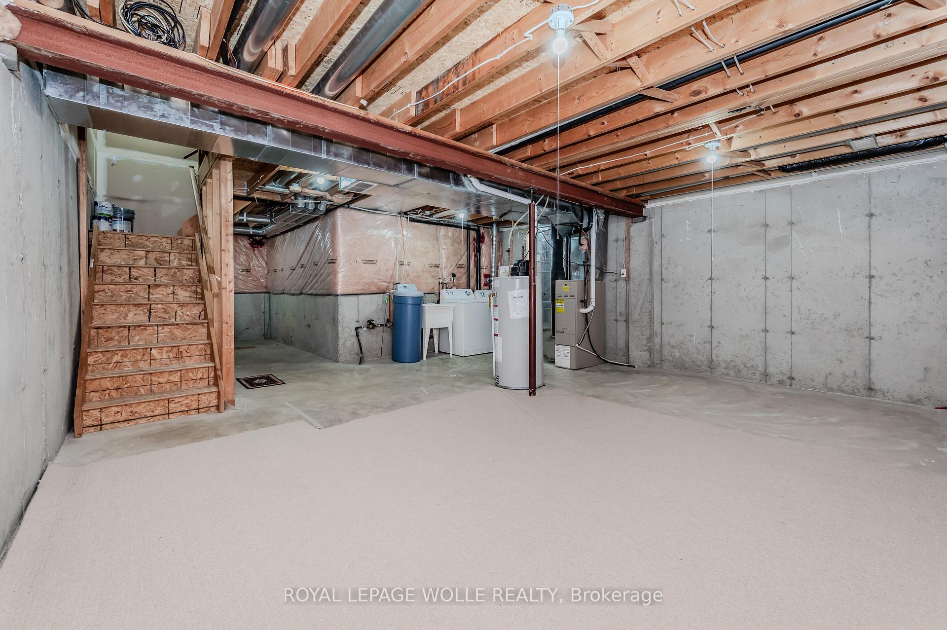 Photo 25 of 49 Prosperity Drive, Kitchener — HOMEH
