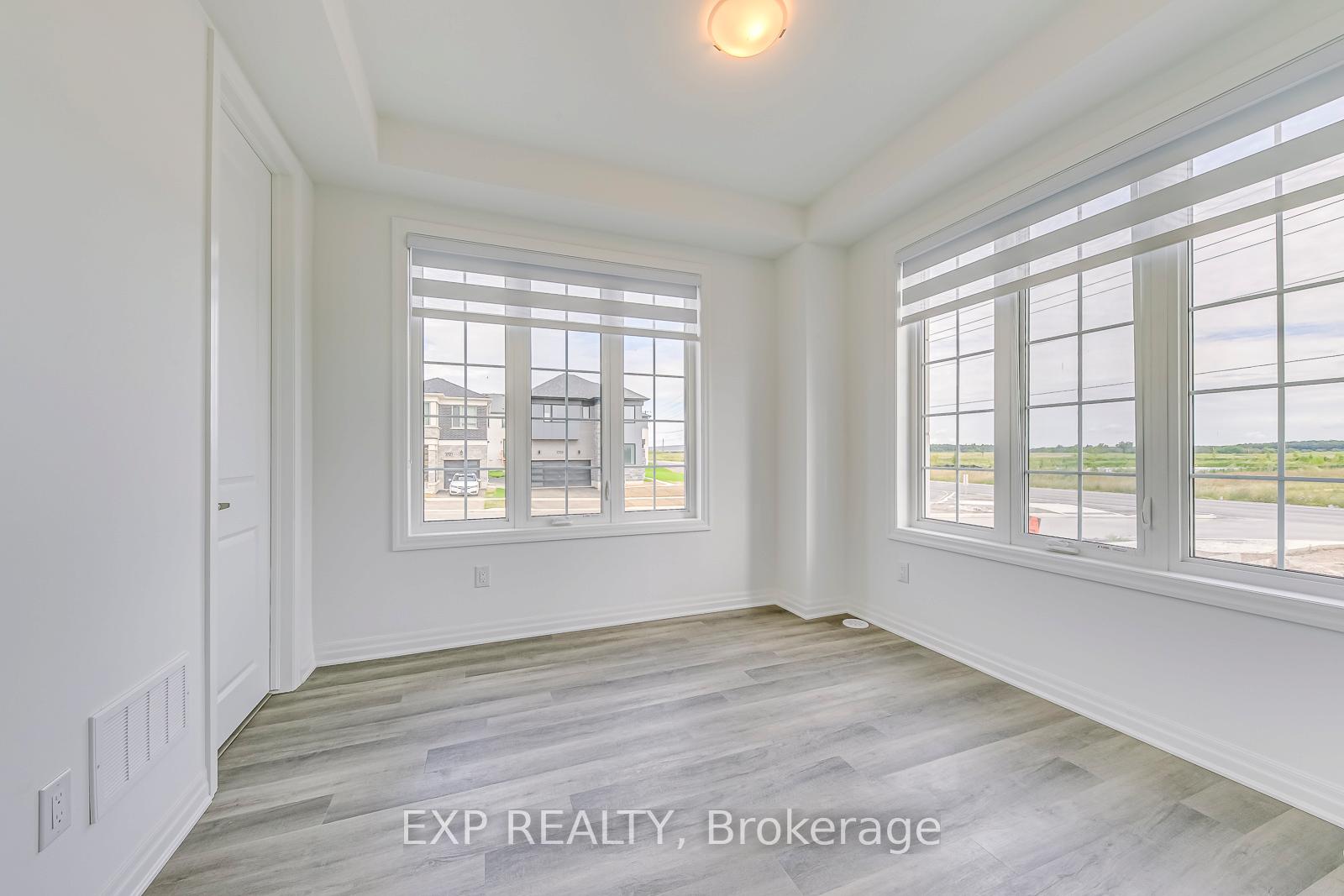 Photo 6 of Unit 18, 1317 Leriche Way, Milton, Bowes — HOMEH