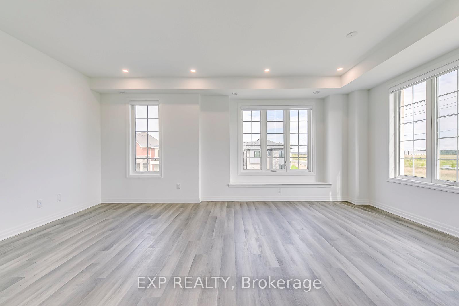 Photo 10 of Unit 18, 1317 Leriche Way, Milton, Bowes — HOMEH