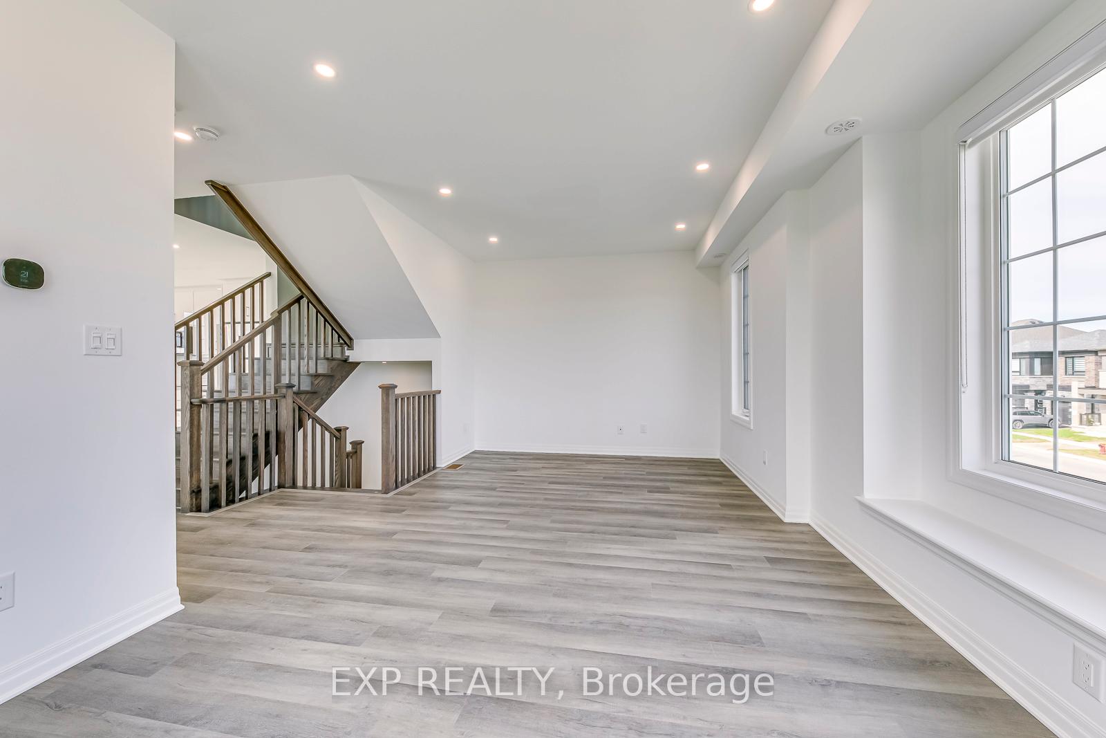 Photo 13 of Unit 18, 1317 Leriche Way, Milton, Bowes — HOMEH