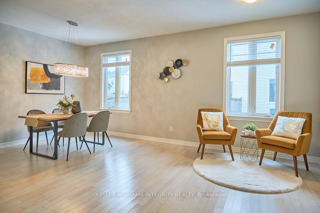 Photo 6 of 602 Moorpark Avenue, Ottawa, Kanata - Emerald Meadows/Trailwest — HOMEH