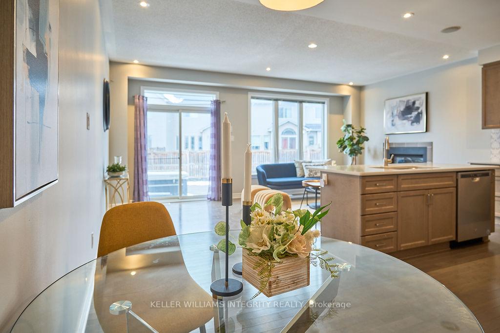 Photo 9 of 602 Moorpark Avenue, Ottawa, Kanata - Emerald Meadows/Trailwest — HOMEH