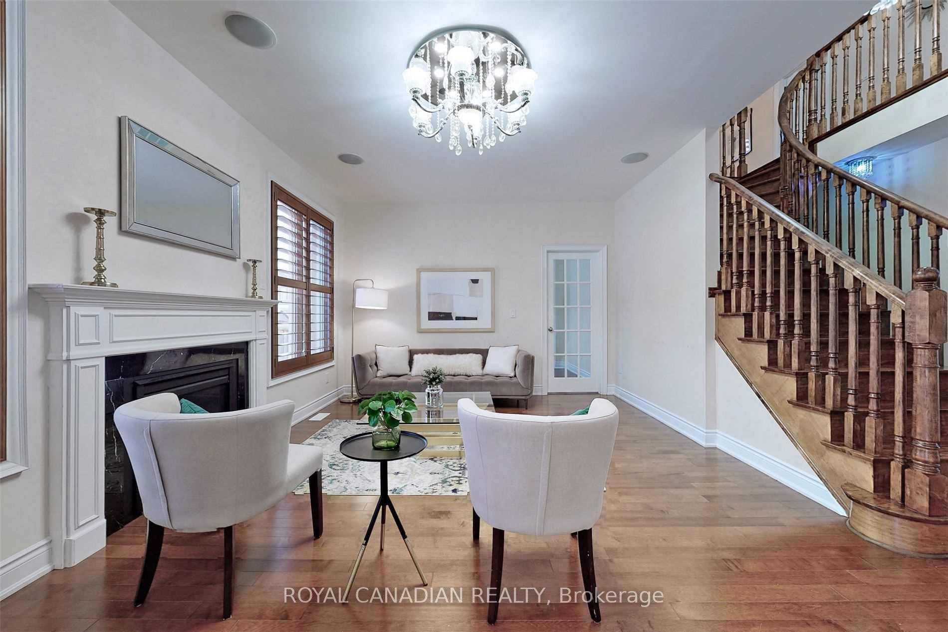 Photo 6 of 4 Thimbleweed Street, Markham, Wismer — HOMEH