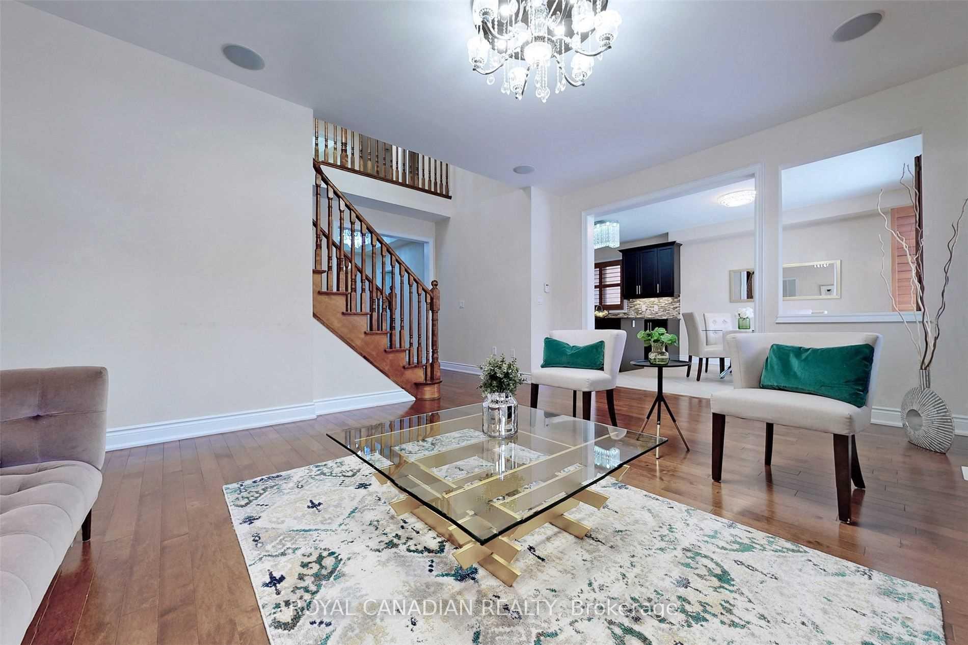 Photo 7 of 4 Thimbleweed Street, Markham, Wismer — HOMEH