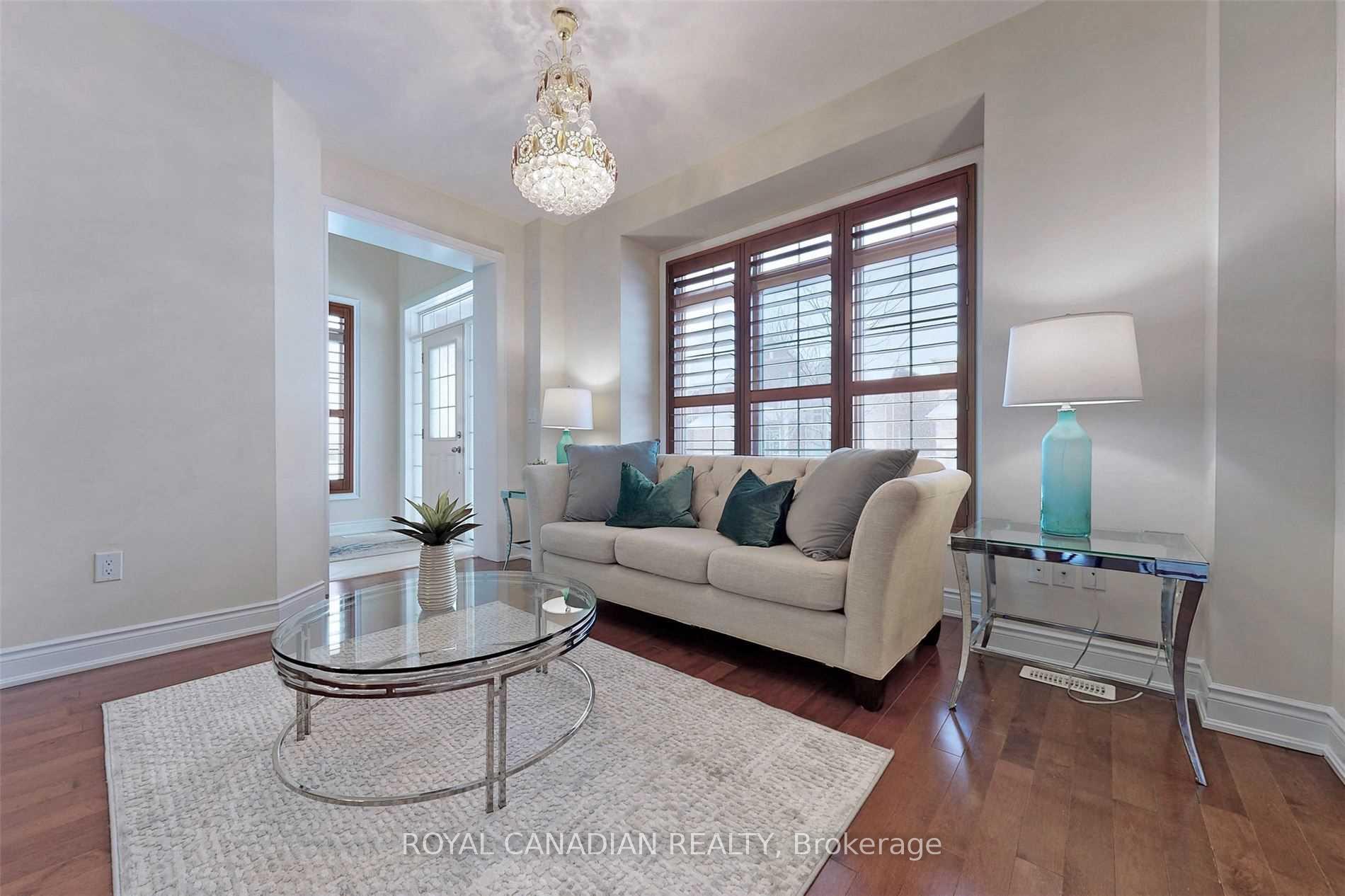 Photo 10 of 4 Thimbleweed Street, Markham, Wismer — HOMEH