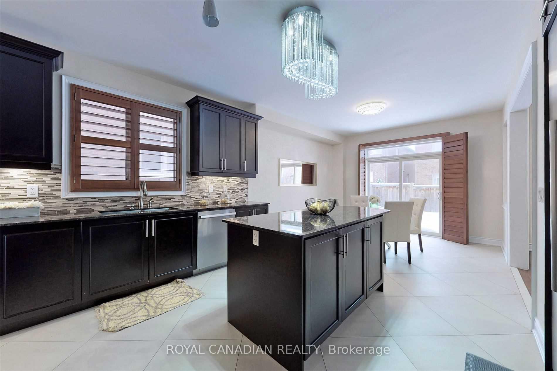 Photo 19 of 4 Thimbleweed Street, Markham, Wismer — HOMEH