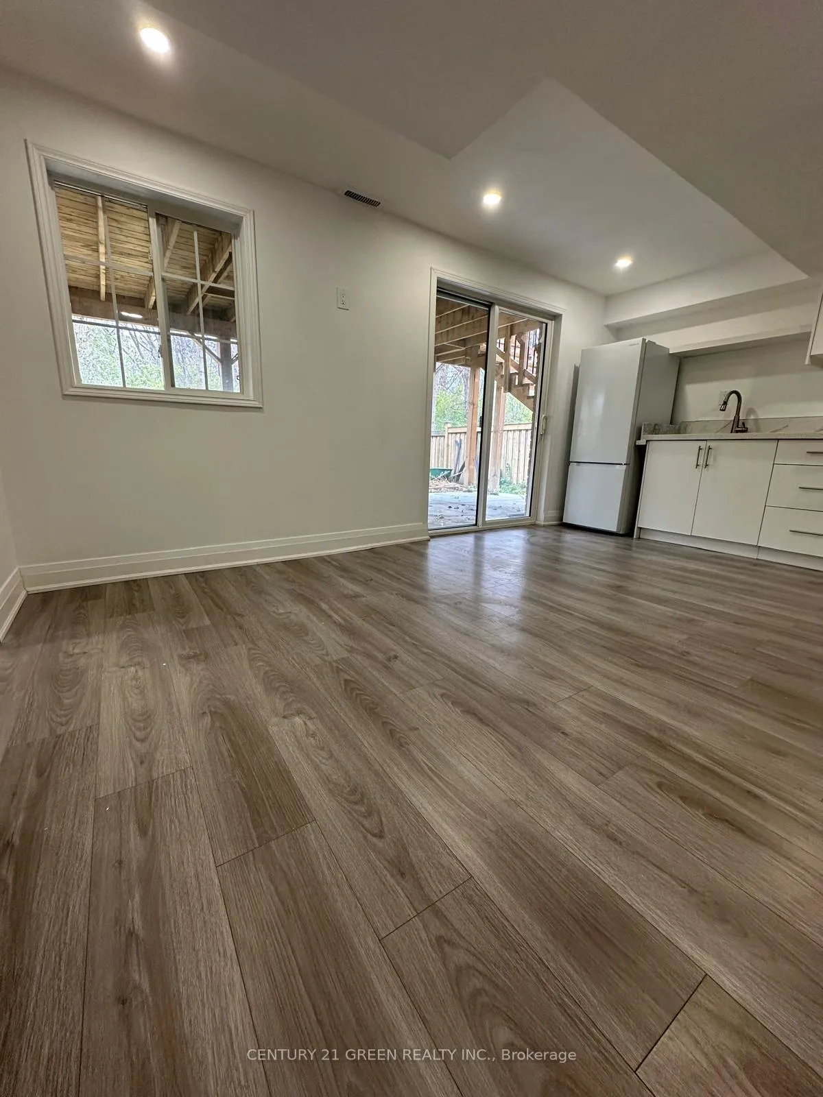 Photo 15 of Unit Lower, 1210 Fox Crescent, Milton, Dempsey — HOMEH
