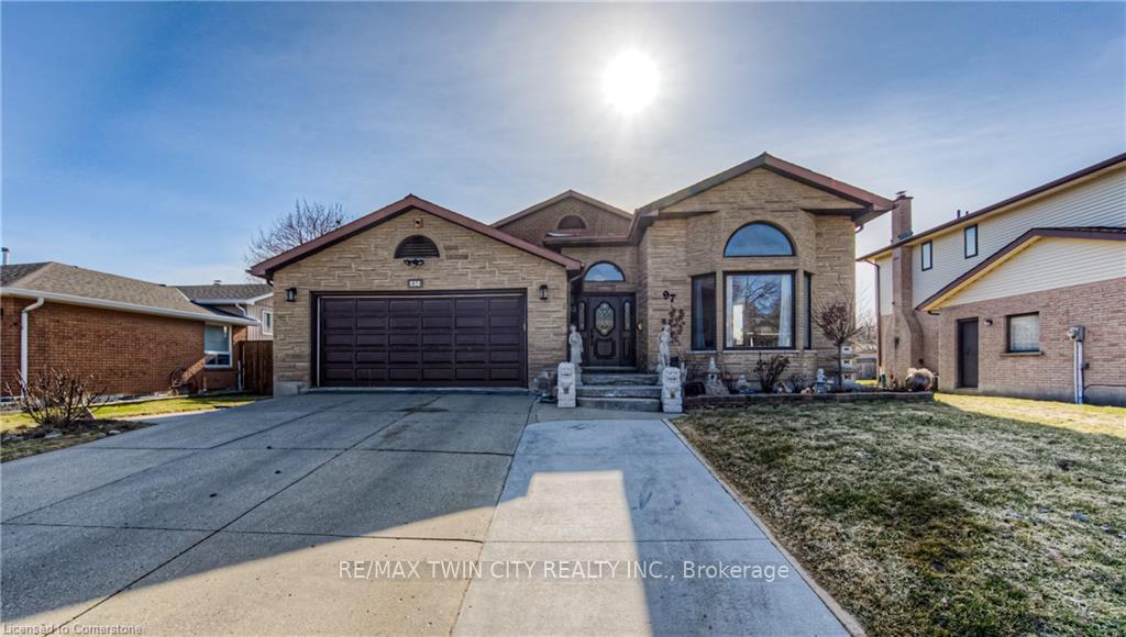 Photo 1 of 97 Old Chicopee Drive, Kitchener — HOMEH