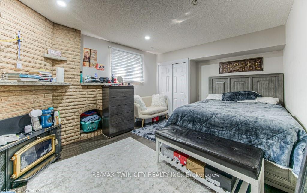 Photo 27 of 97 Old Chicopee Drive, Kitchener — HOMEH