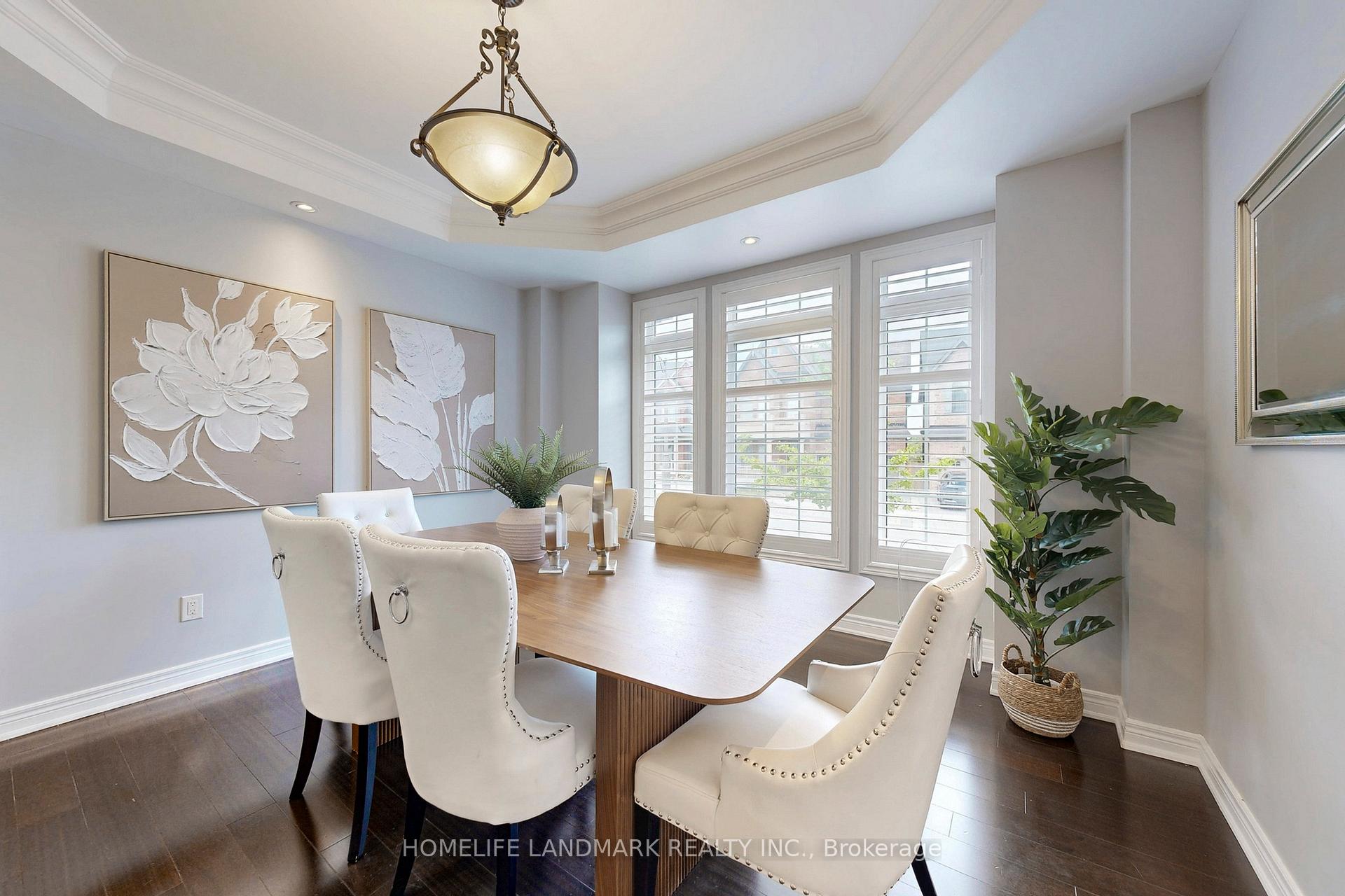 Photo 10 of 56 William Bartlett Drive, Markham, Berczy — HOMEH