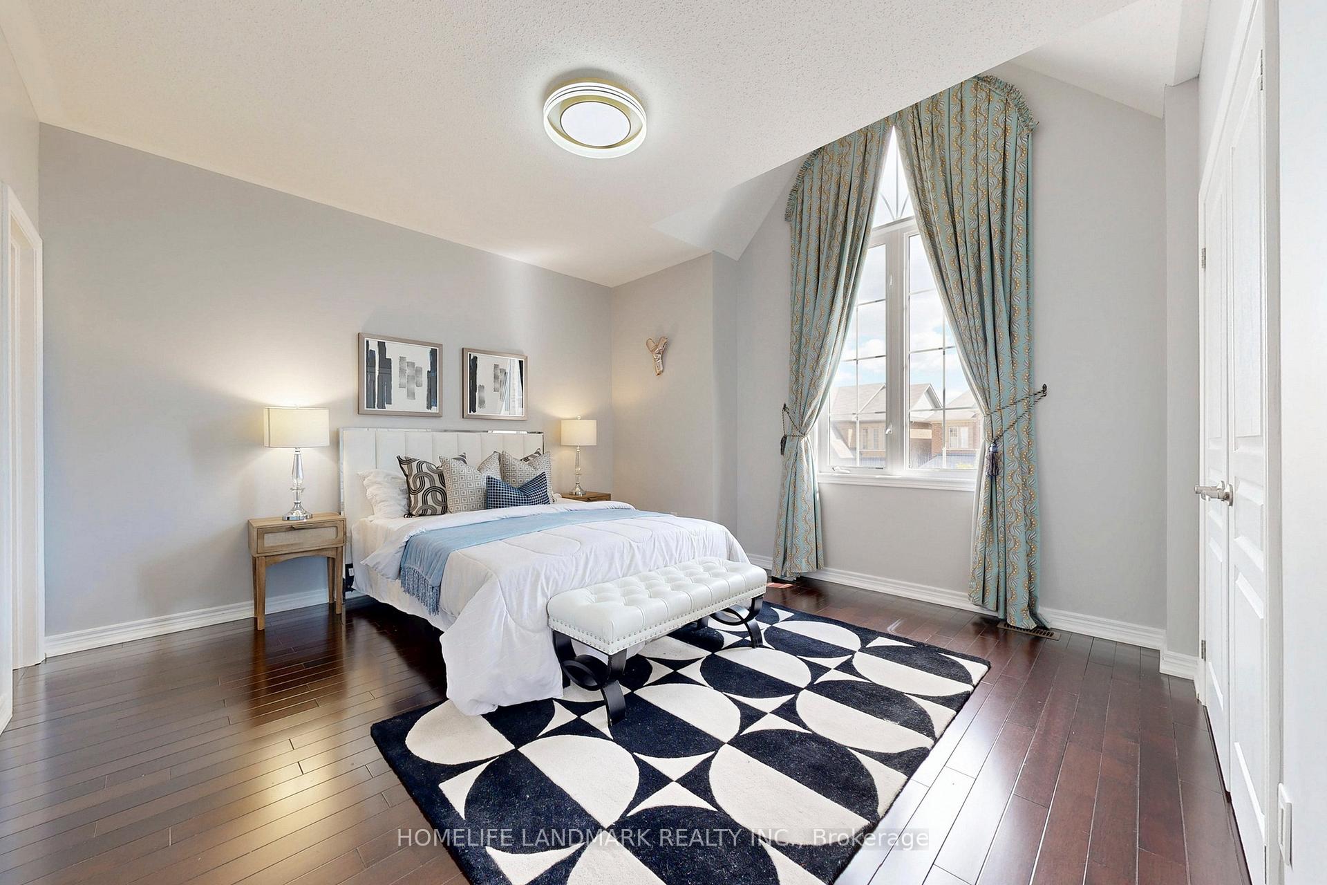 Photo 26 of 56 William Bartlett Drive, Markham, Berczy — HOMEH