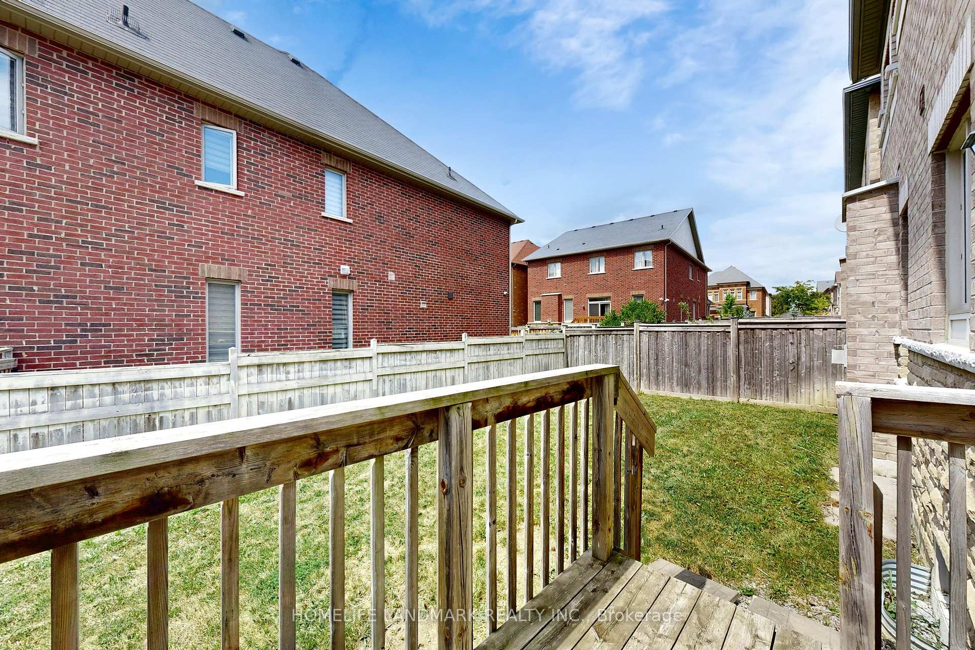 Photo 48 of 56 William Bartlett Drive, Markham, Berczy — HOMEH