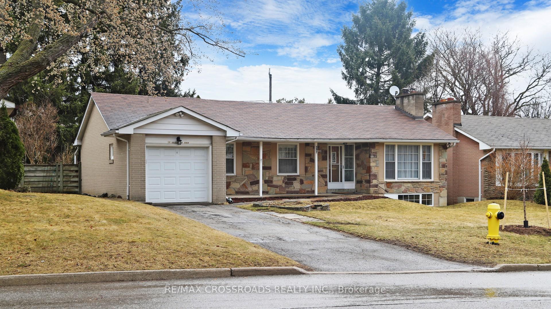 Front of 14 Brightbay Crescent