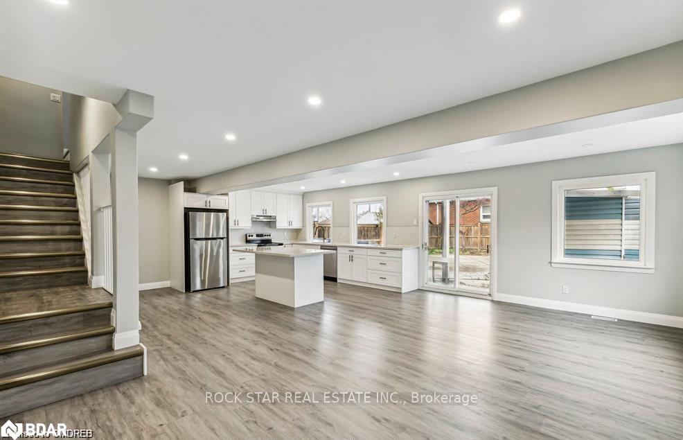 Front of Unit Unit B, 131 Bell Avenue
