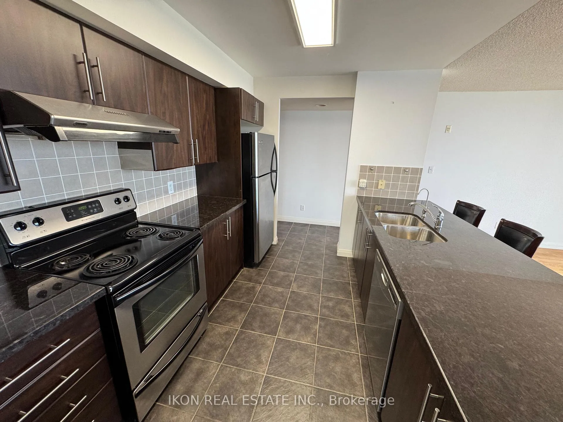 Photo 11 of Unit 701, 7373 Kennedy Road, Markham, Milliken Mills East — HOMEH