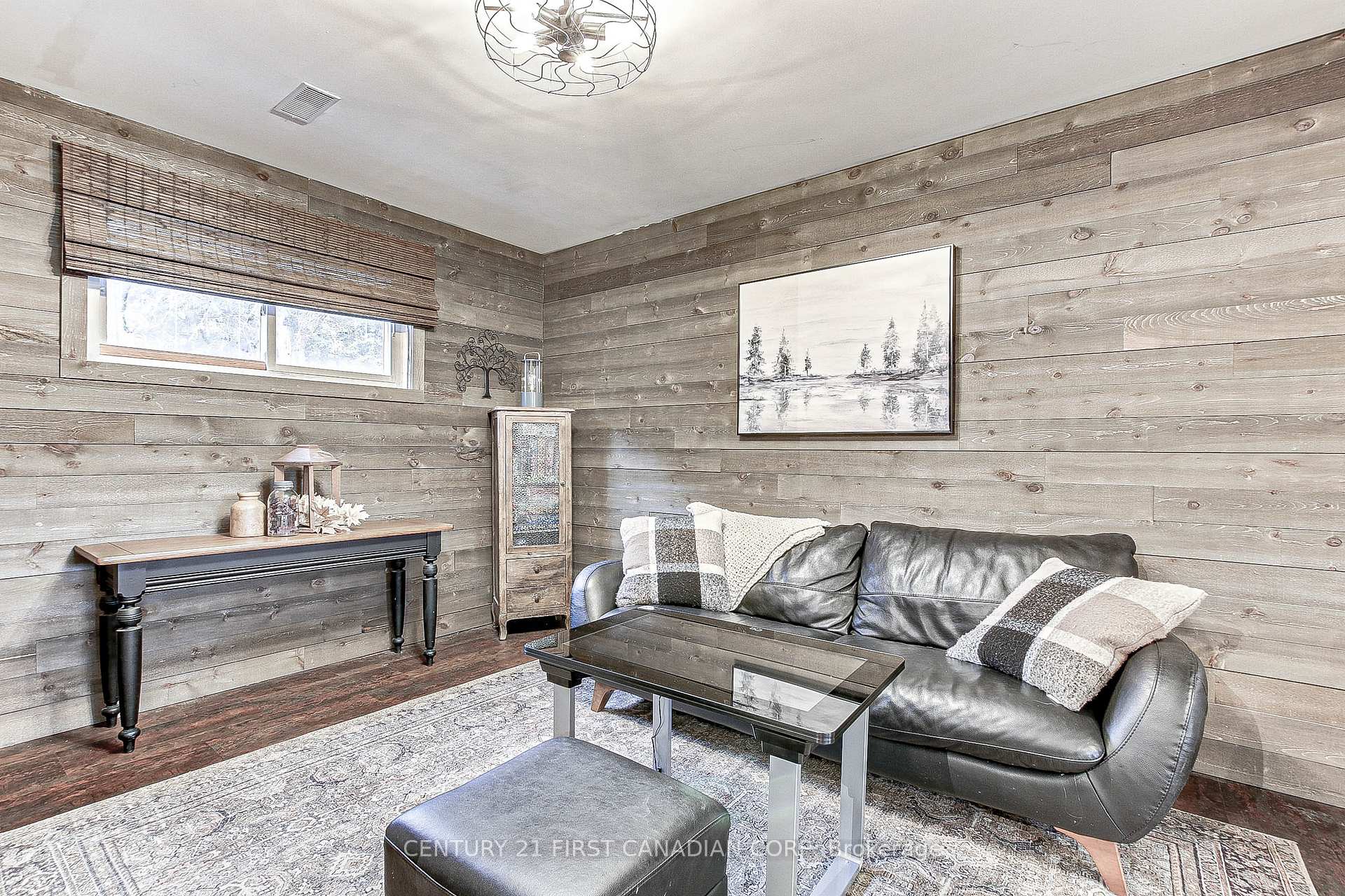 Photo 25 of 125 Union Avenue, Middlesex Centre, Komoka — HOMEH