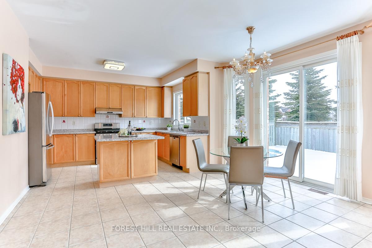 Photo 9 of 13 Wiltshire Drive, Markham, Berczy — HOMEH