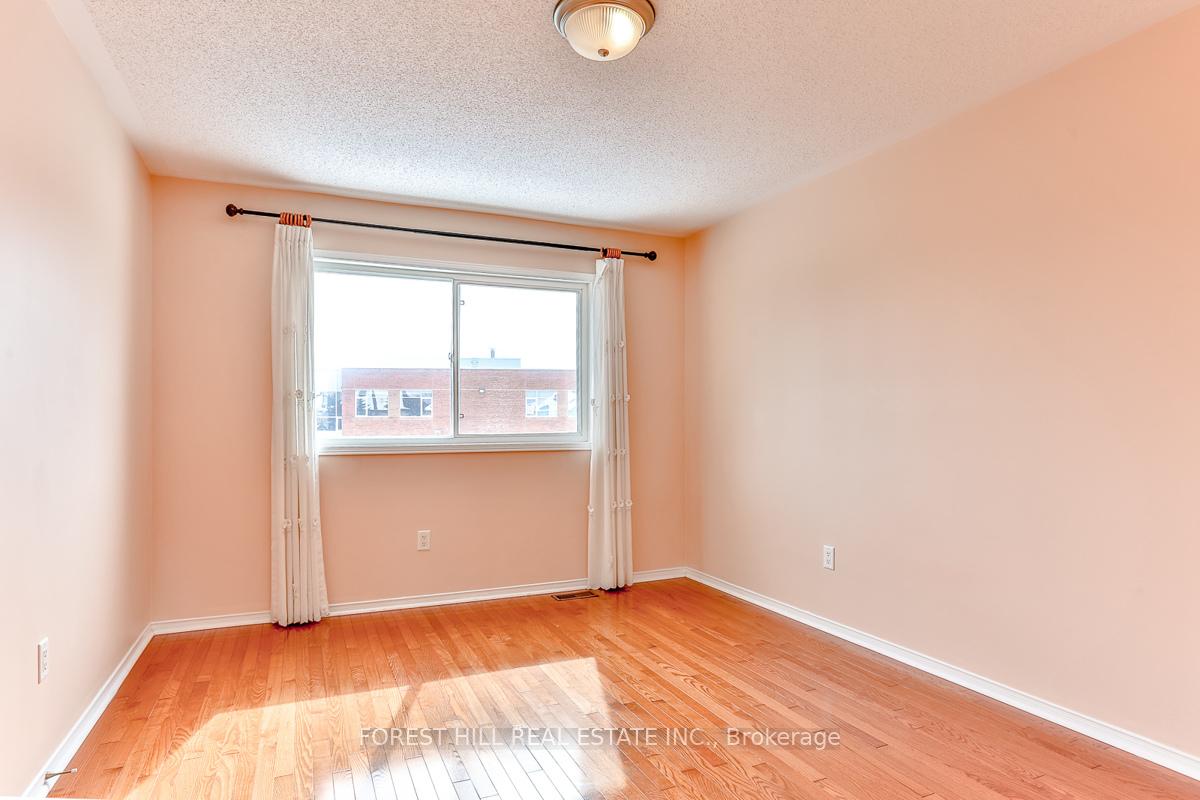 Photo 15 of 13 Wiltshire Drive, Markham, Berczy — HOMEH