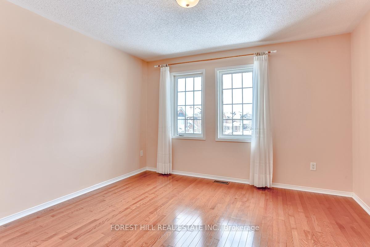 Photo 16 of 13 Wiltshire Drive, Markham, Berczy — HOMEH