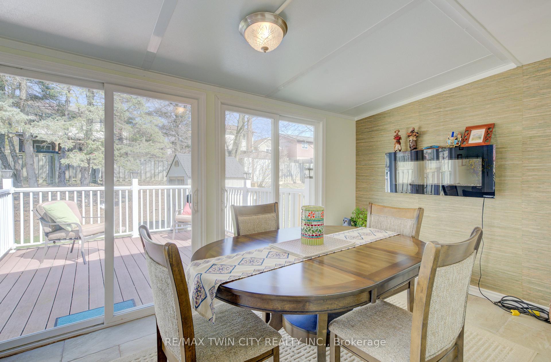 Photo 17 of 40 Sabrina Crescent, Kitchener — HOMEH