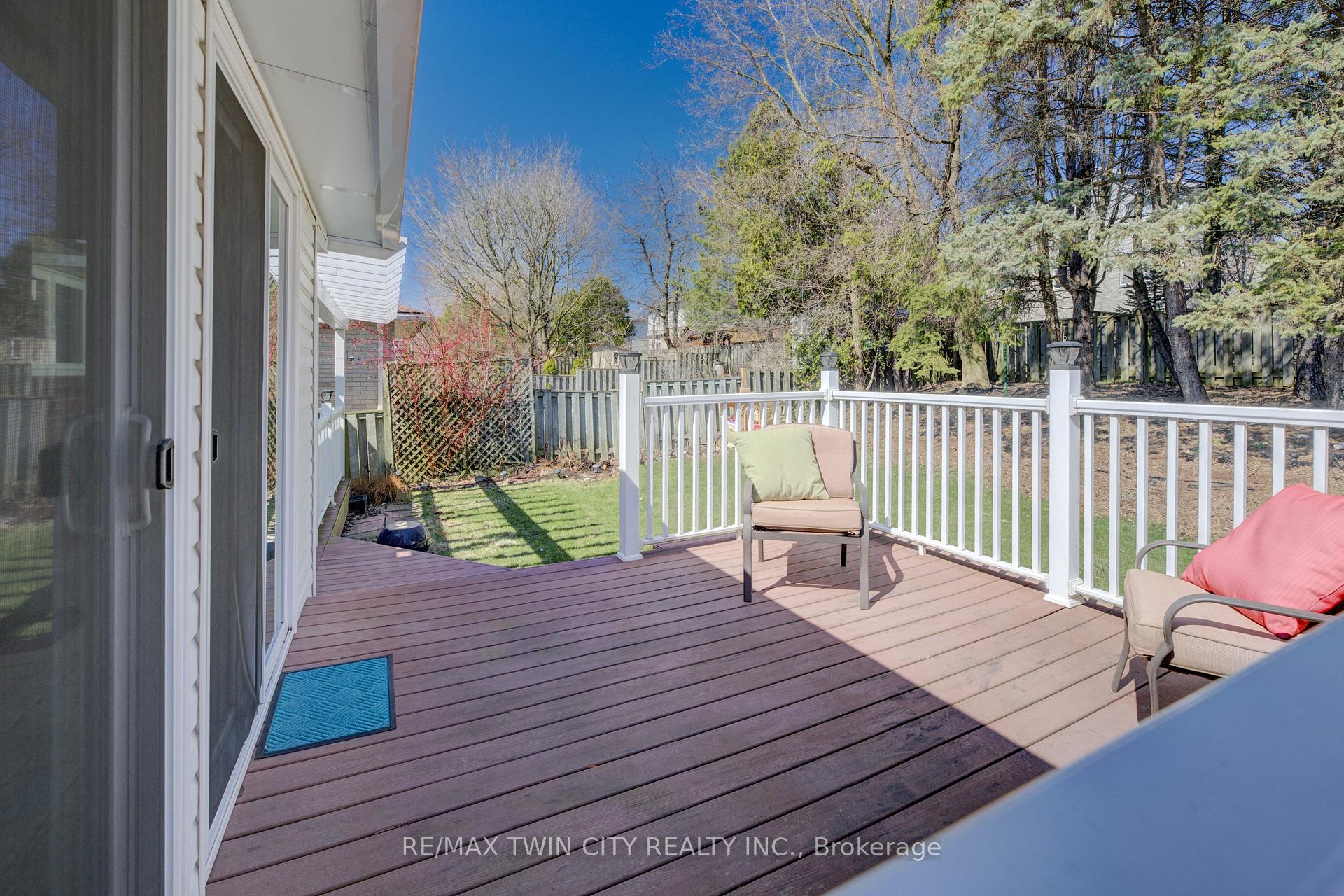 Photo 27 of 40 Sabrina Crescent, Kitchener — HOMEH