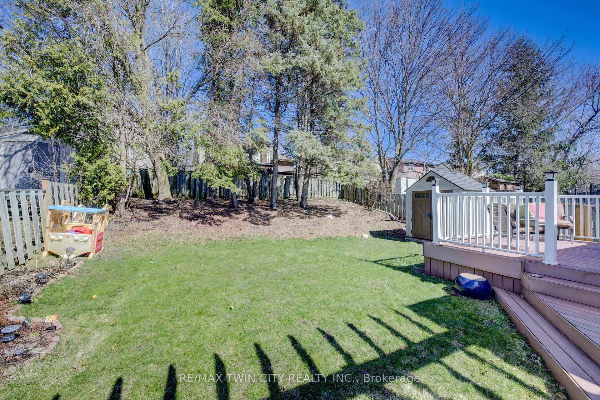 Photo 30 of 40 Sabrina Crescent, Kitchener — HOMEH