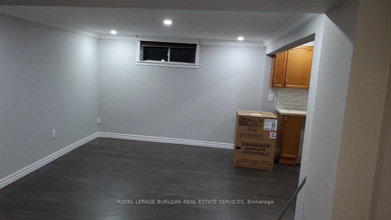 Photo 5 of Unit Lower, 376 Talbot Street, Hamilton, McQuesten — HOMEH