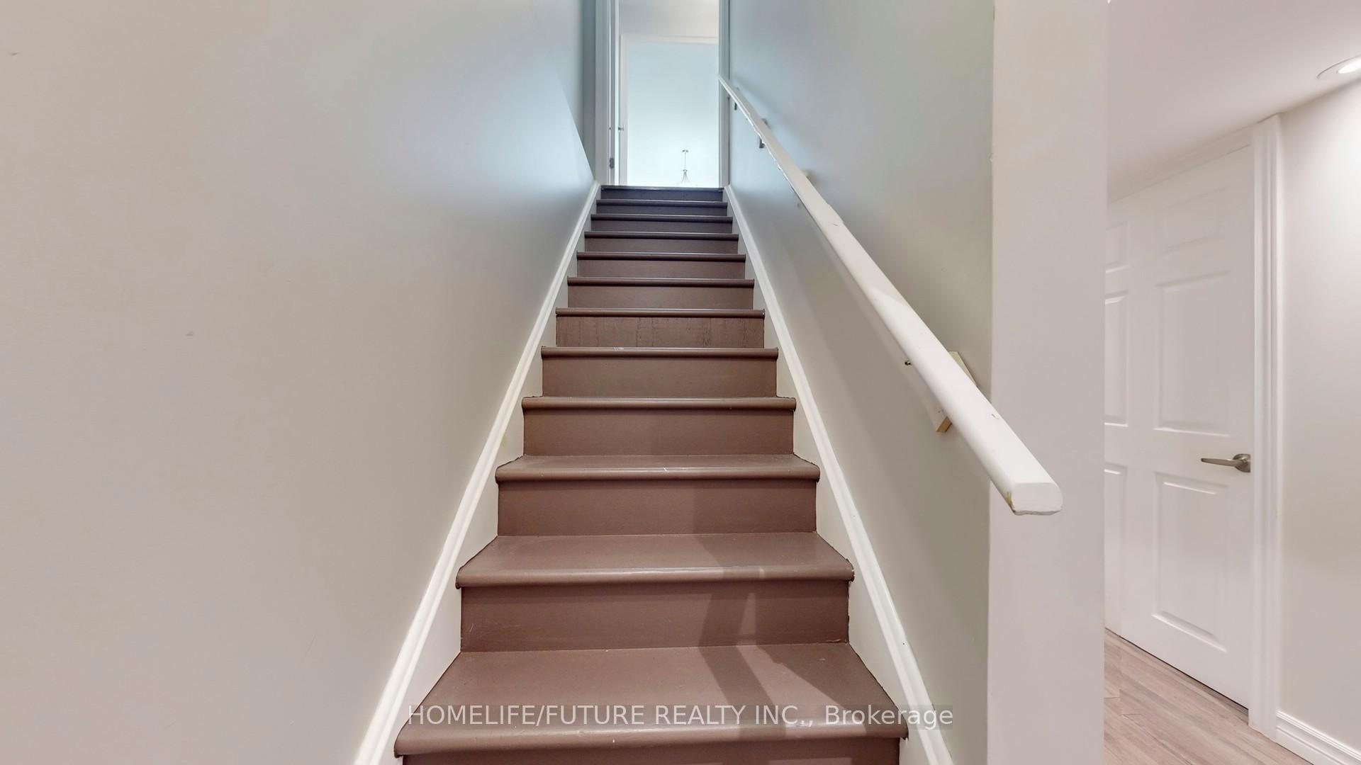 Photo 36 of 9 Beebe Crescent, Markham, Wismer — HOMEH